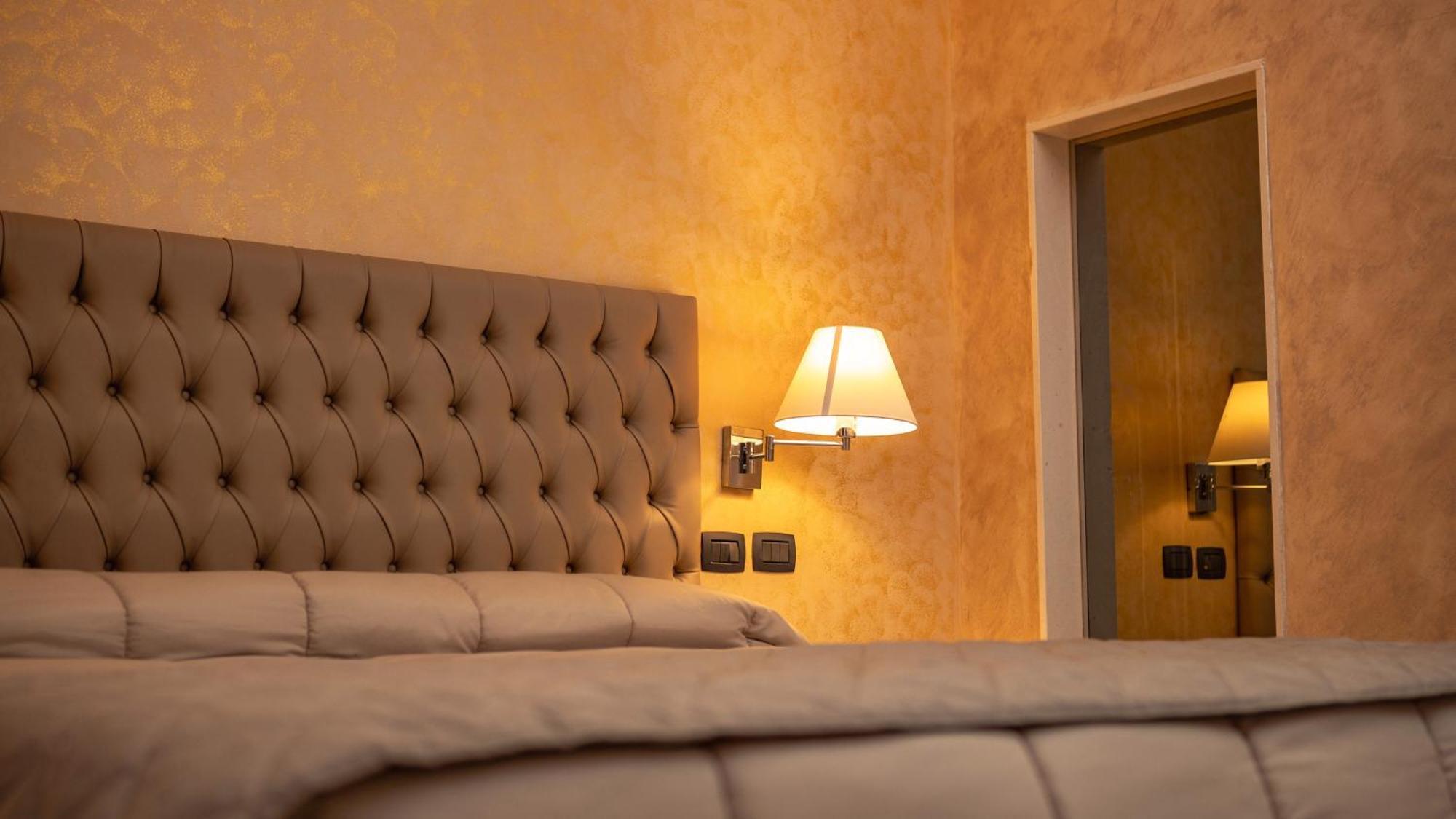 Hotel Donna Crescenza Locorotondo Exteriör bild